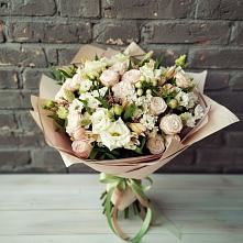 Букет цветов из:  Альстромерии, Розы и Хризантемы #REPLACE_PRED# Началово