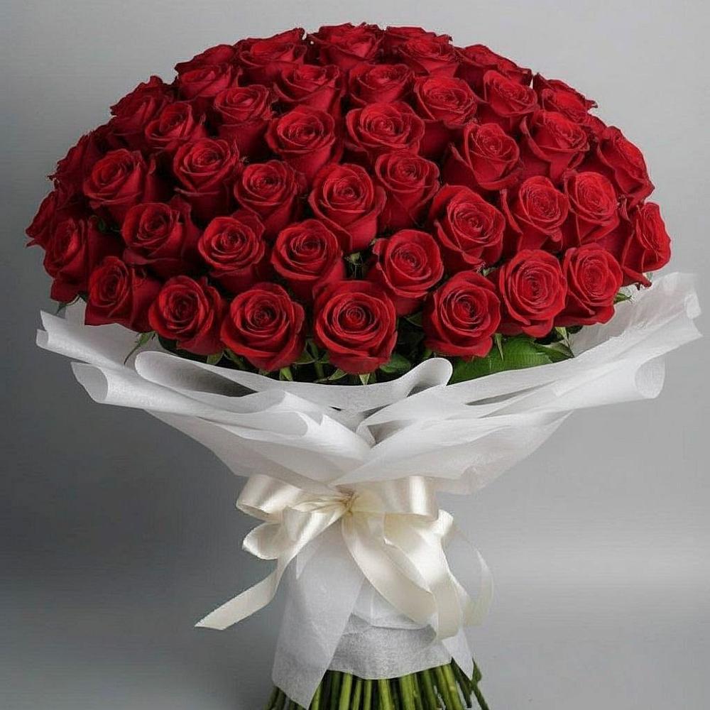 Букет 101 Красная роза Блэк Мэджик в Началово
