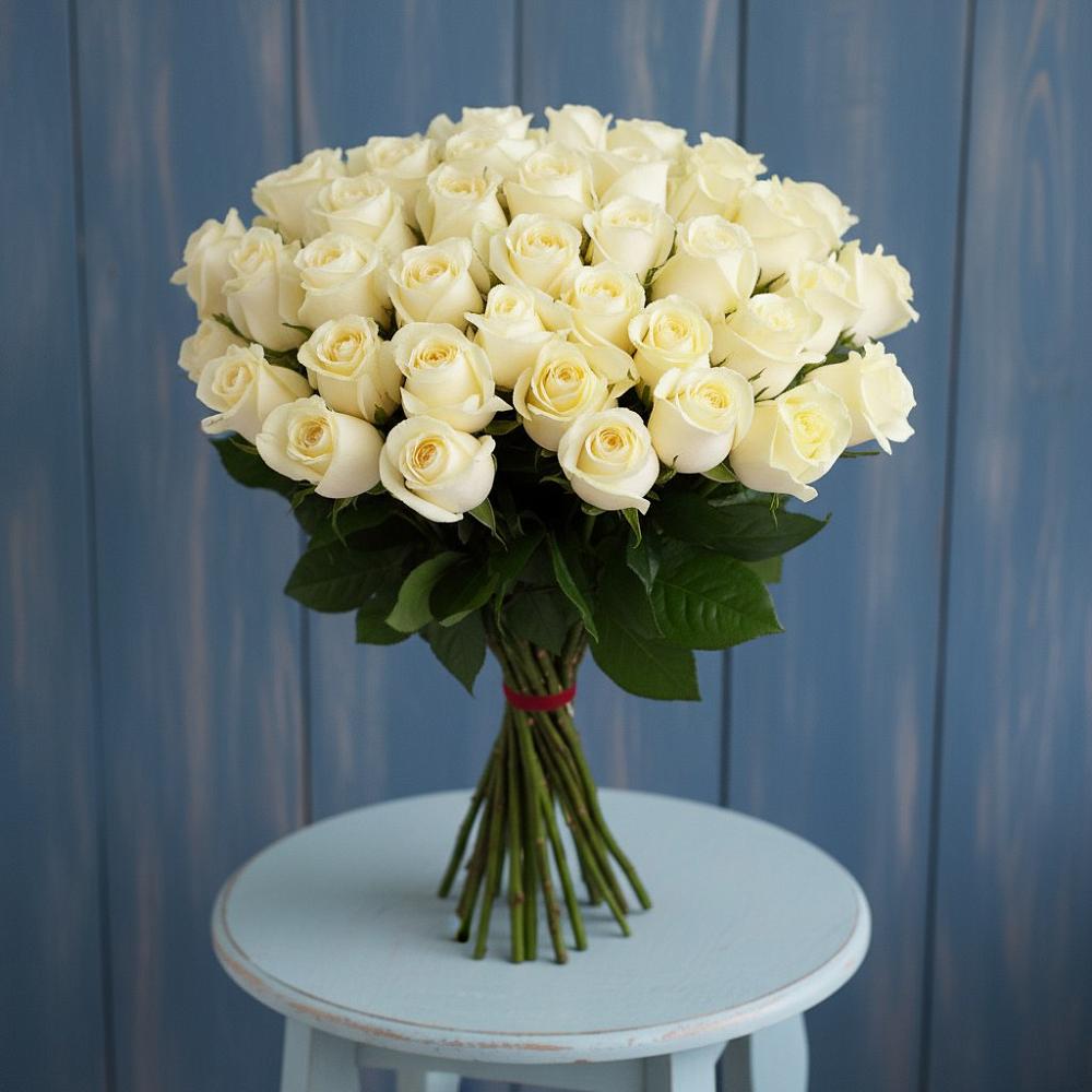 Букет 51 Белая роза Эдлесс Лав в Началово