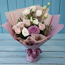 Букет цветов из:  Розы и Лизиантусы в Началово
