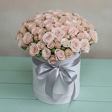 Цветочная композиция из Розы в шляпной коробке в Началово