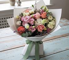 Букет цветов из:  Розы, Лизиантусы и Гвоздики в Началово