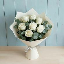 Букет Белые розы в Эвкалипте в Началово
