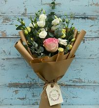 Букет цветов из:  Розы и Лизиантусы #REPLACE_PRED# Началово